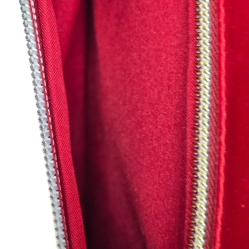 Estee Lauder Sleek Red Patent Leather Cosmetic Travel Bag W/ Gold Zipper Accents - Picture 12 of 12